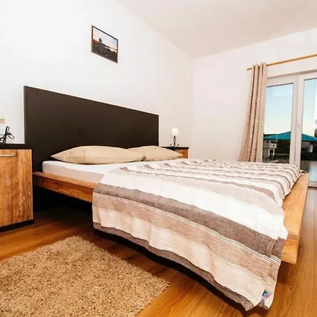 Holiday House Dulcina Tatil Evi *