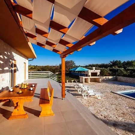 בית נופש Holiday House Dulcina