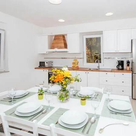 Casa de Férias Holiday House Dulcina *